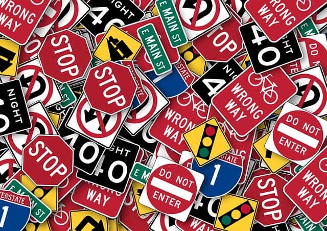 traffic signs which are related to traffic rules
